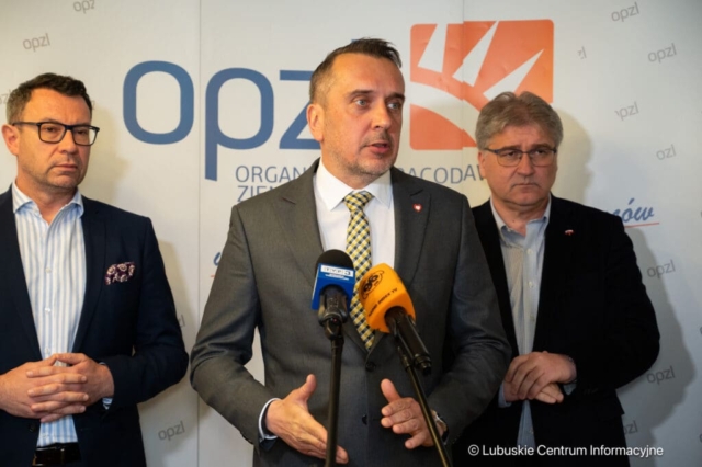 Konferencja prasowa Marcina Pabierowskiego z OPZL. 12.04.2024 Konferencja prasowa Marcina Pabierowskiego z OPZL. 12.04.2024