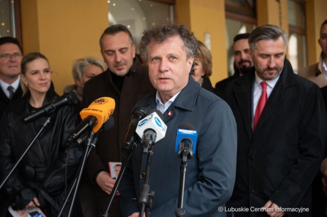 Konferencja Marcina Pabierowskiego z Aleksandrą Gajewską, Hanną Zdanowską i Jackiem Karnowski. 19.04.2024