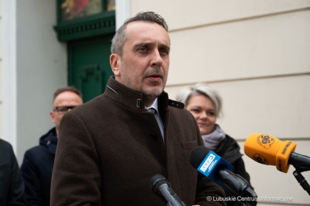 Konferencja prasowa Marcina Pabierowskiego oraz nowych radnych Koalicji Obywatelskiej. 23.04.2024 Konferencja prasowa Marcina Pabierowskiego oraz nowych radnych Koalicji Obywatelskiej. 23.04.2024