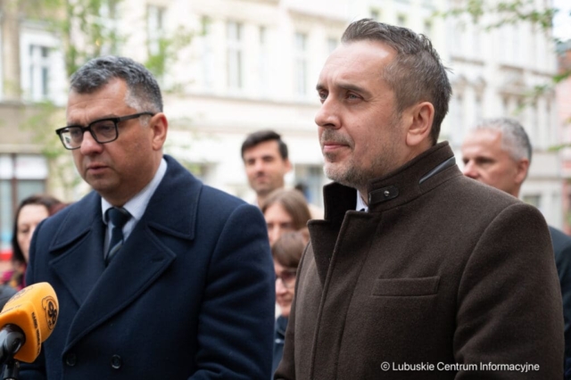 Konferencja prasowa Marcina Pabierowskiego oraz nowych radnych Koalicji Obywatelskiej. 23.04.2024 Konferencja prasowa Marcina Pabierowskiego oraz nowych radnych Koalicji Obywatelskiej. 23.04.2024