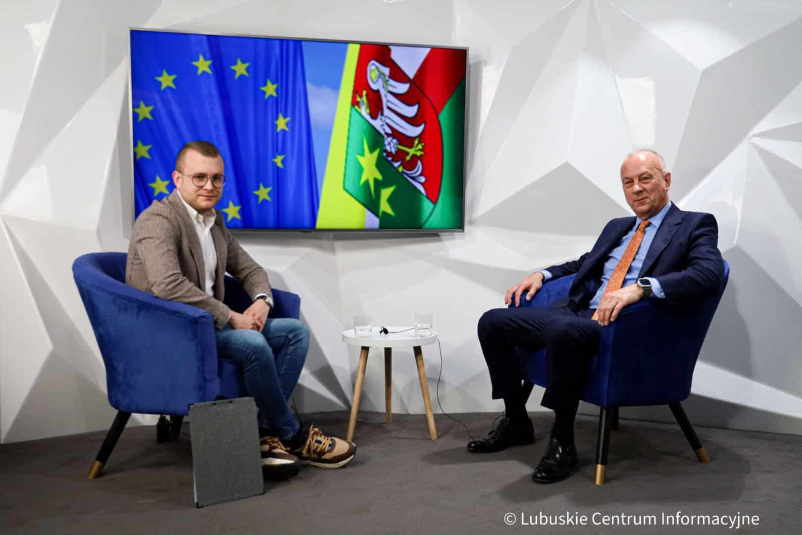   Marszałek Jabłoński Zbiorowa mądrość i działania ponad podziałami zadecydowały o tym że Polska stała się członkiem Unii Europejskiej WIDEO