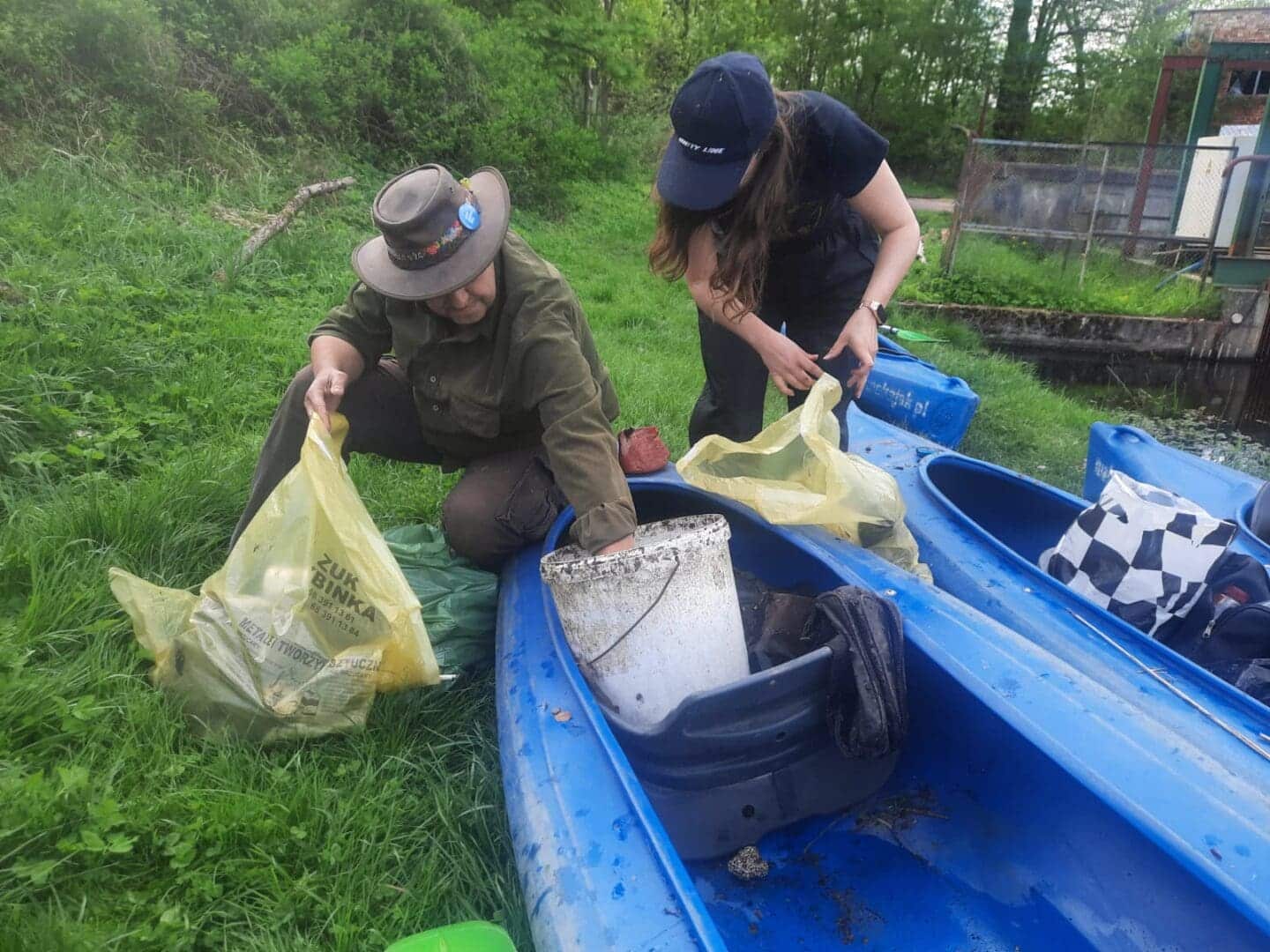 sprzątanie Pliszki 5 Tegoroczny Dzień Ziemi przypomina o problemach z plastikiem