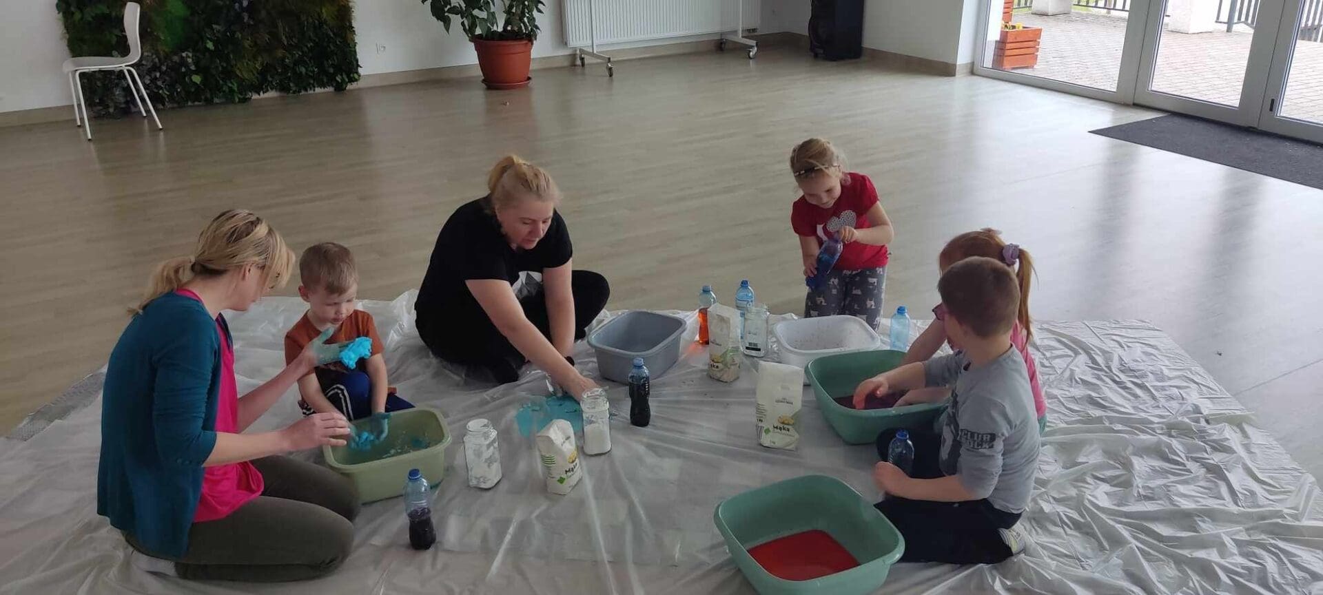 437555021_401801296000454_2917984977673928474_n Ta biblioteka chce być jeszcze bliżej mieszkańców WIDEO