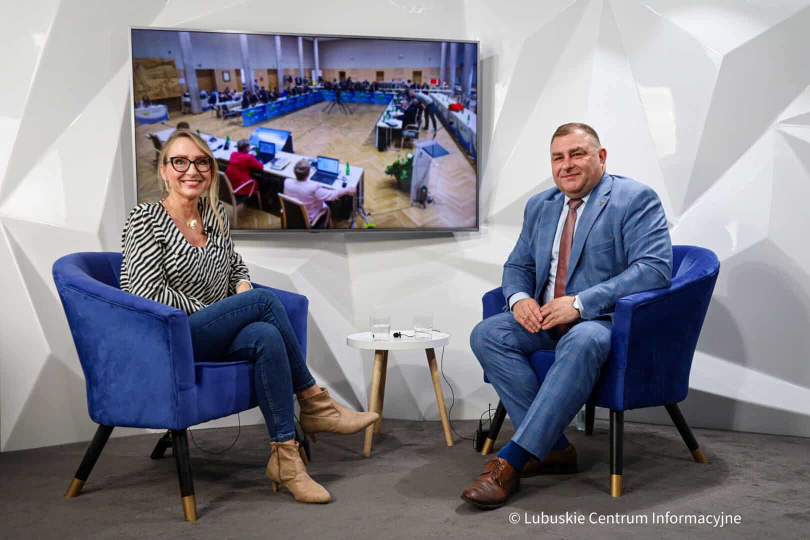 Grzegorz Potęga w studiu LCI-5 Grzegorz Potęga To czas odważnych decyzji Także w zakresie unijnej polityki społecznej