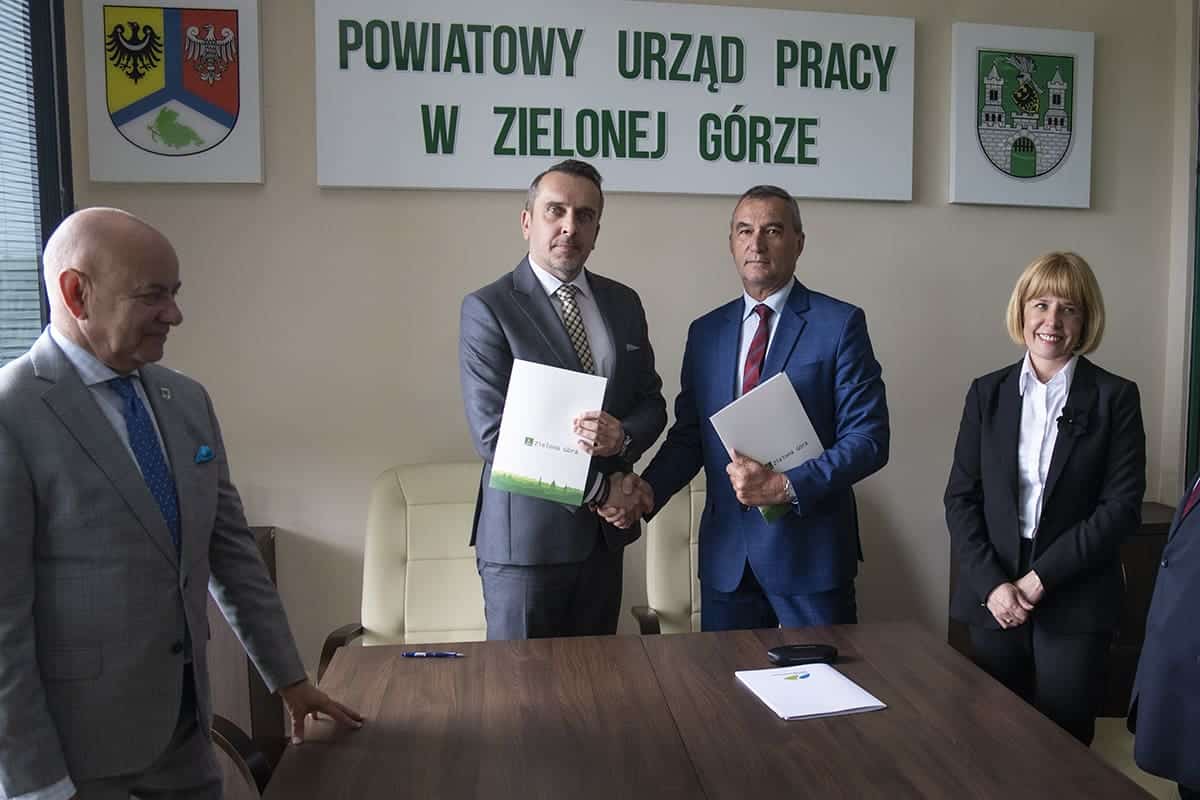   Prezydent Pabierowski Ucinam szkodliwą politykę PUP z dofinansowaniem