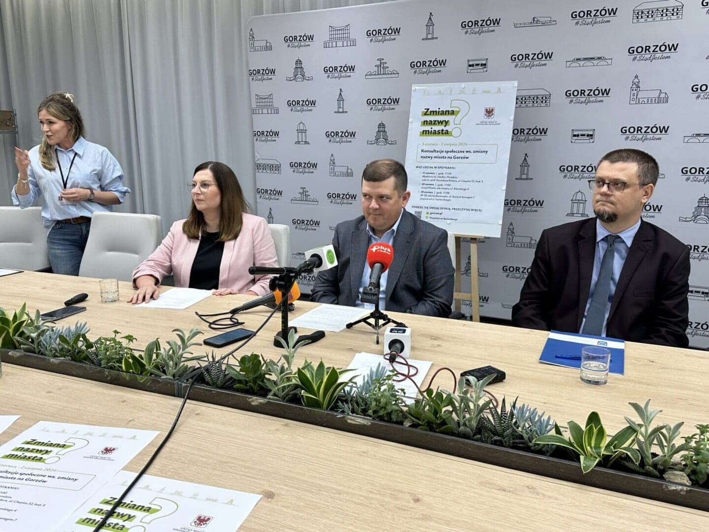  Gorzów Wielkopolski czy Gorzów Mieszkańcy zdecydują o przyszłości miasta WIDEO