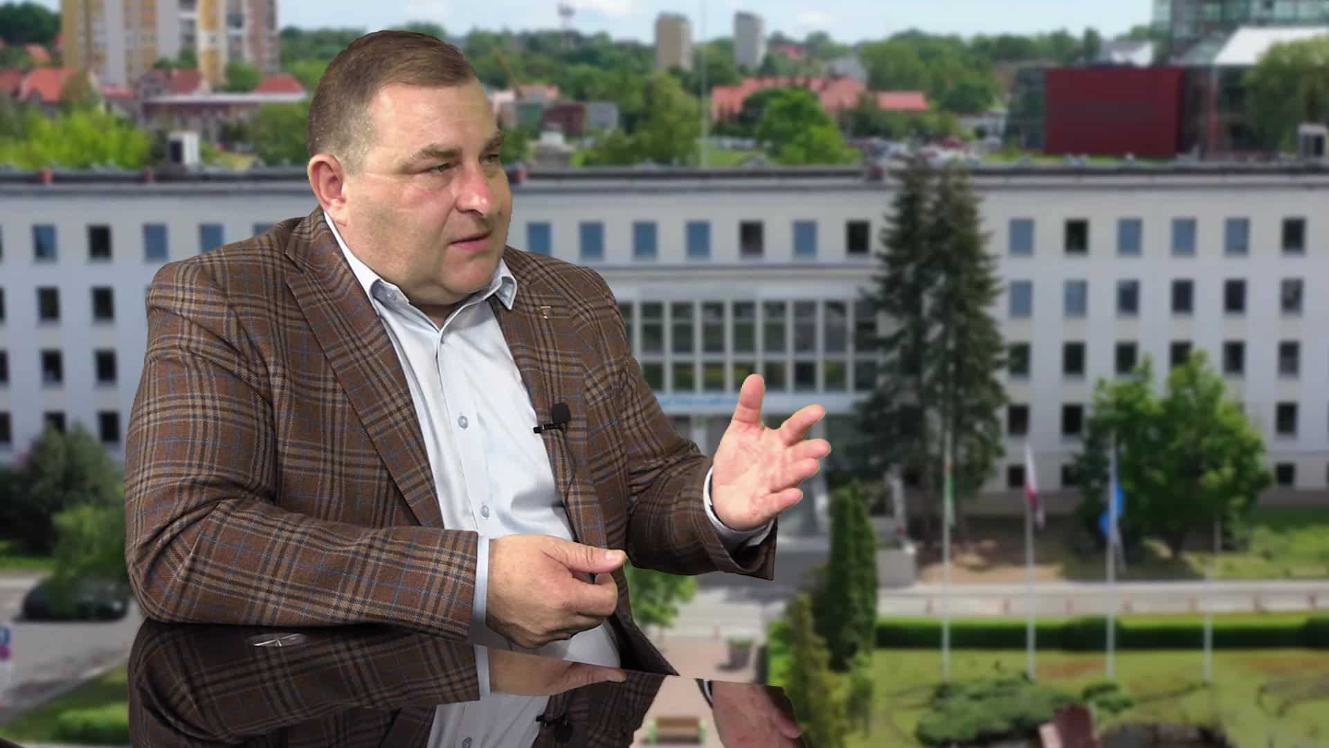 Grzegorz Potęga w studiu LCI Grzegorz Potęga w studiu LCI Decyzja o zawieszeniu posła Sługockiego jest niezrozumiała