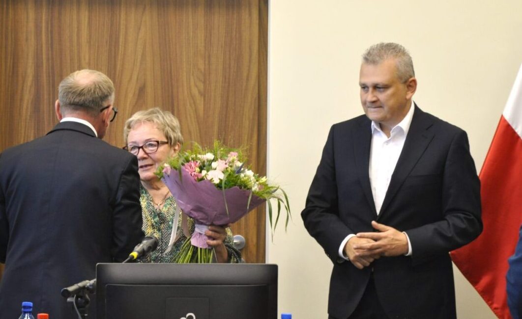   Bożena Osińska przechodzi na zasłużoną emeryturę