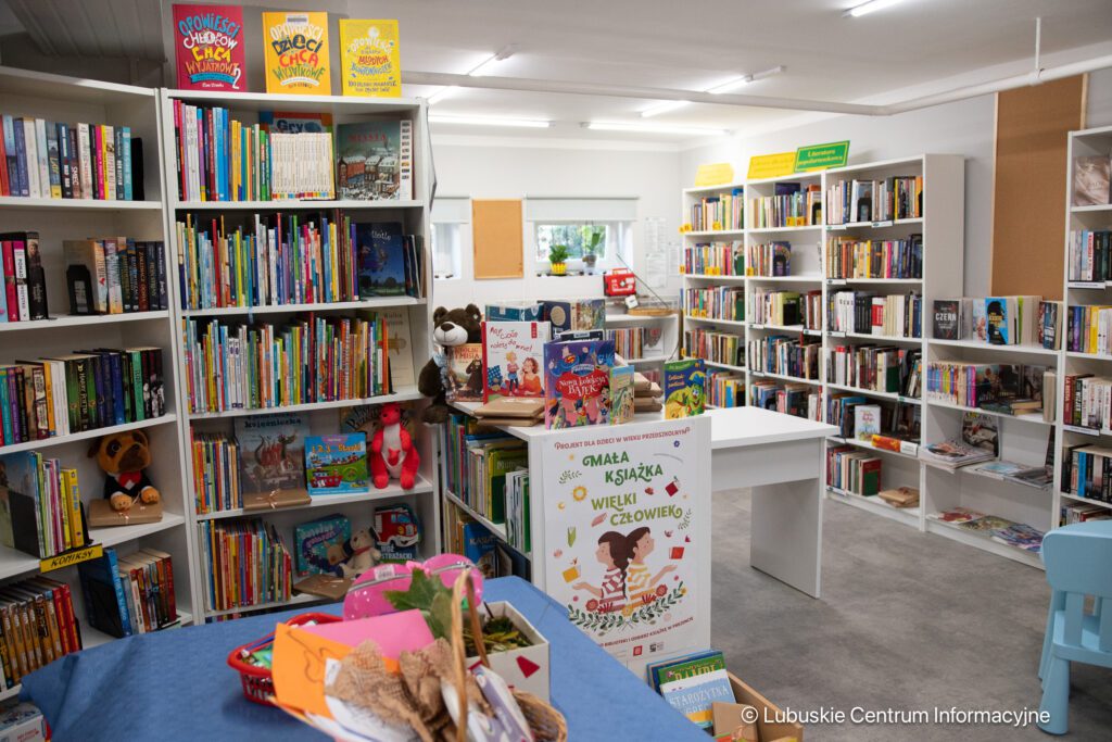 Otwarcie filii bilbioteki Norwida w Zielonej Górze. 07.10.2024 Fot. Tomasz Browarczyk