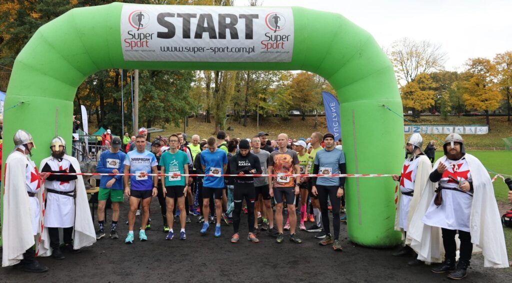 Zdjęcie ze startu X Biegu Jeża.
