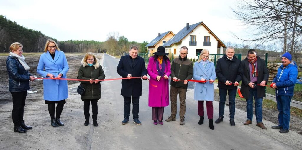 Otwarcie nowej drogi. Fot. Starostwo Nowa Sól