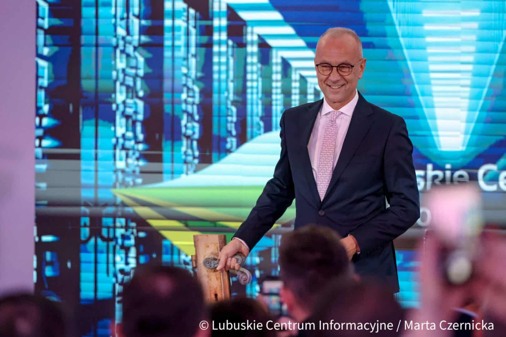   W chmurze innowacji Lubuskie Centrum Cyfryzacji otwarte ZDJĘCIA