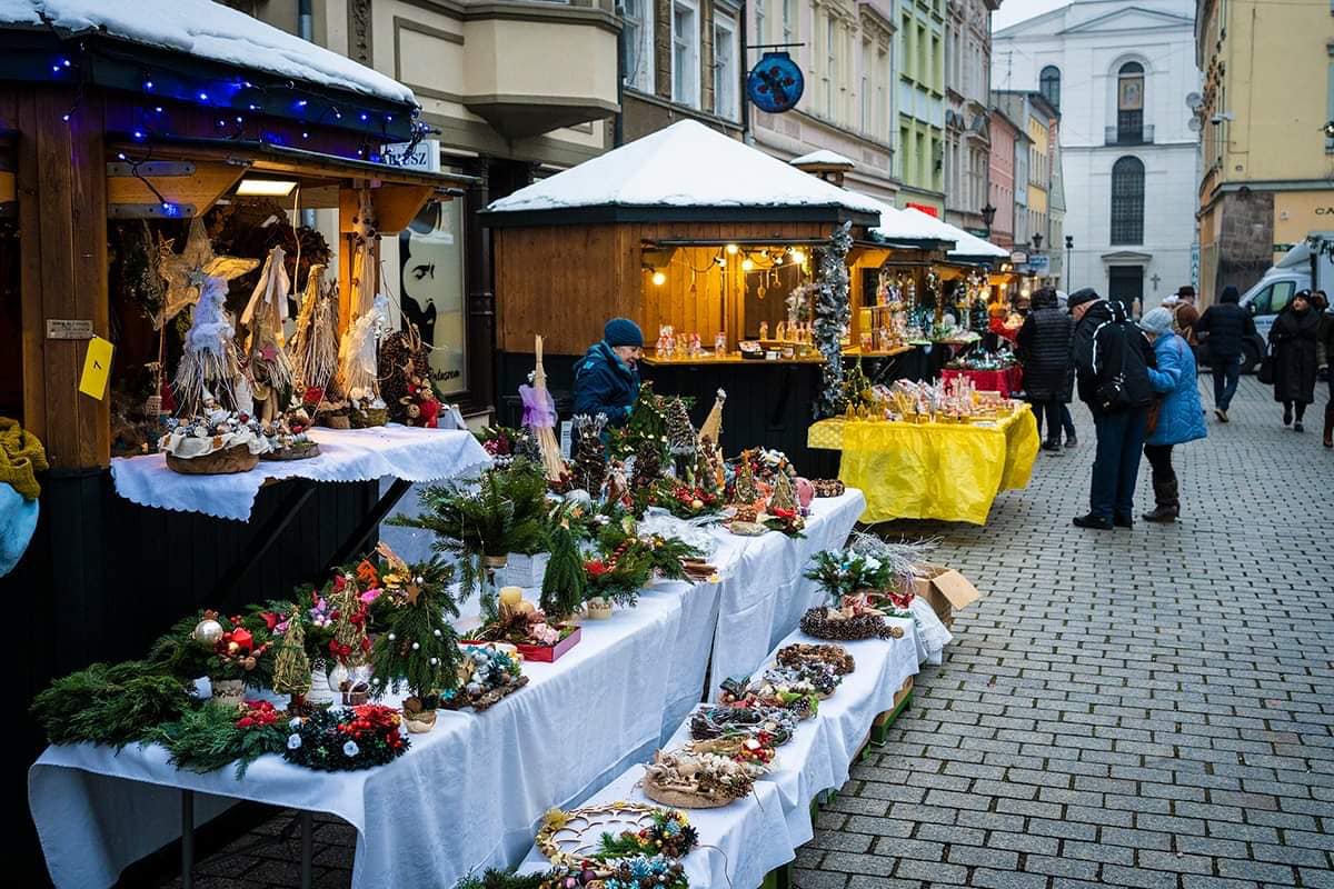   Rozpoczął się zielonogórski jarmark bożonarodzeniowy