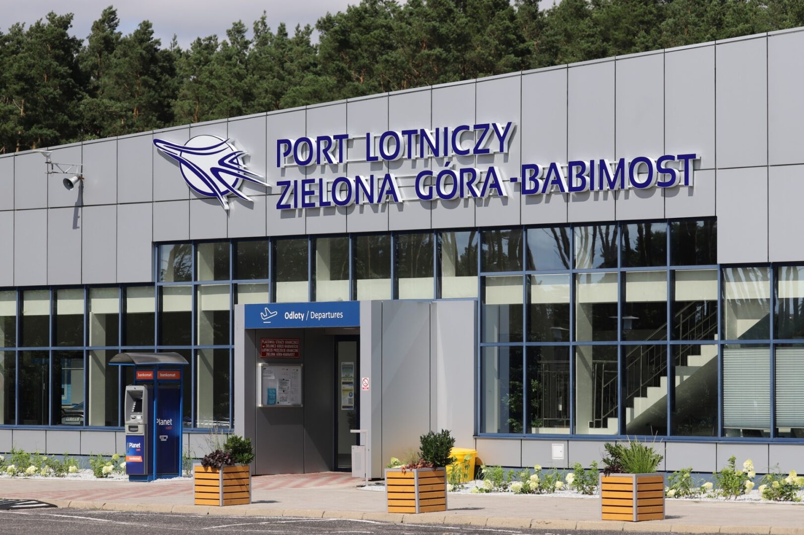 Terminal odlotów lotniska w Babimoście  Z lubuskiego lotniska lataliśmy najwięcej w historii
