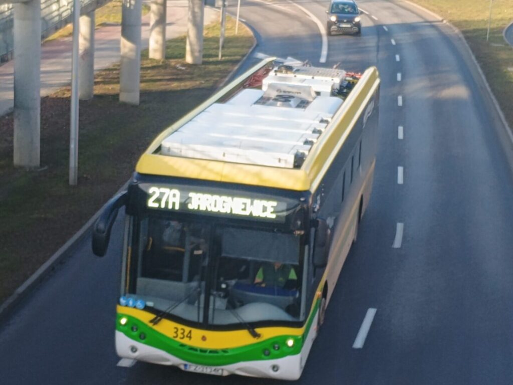 autobus na jezdni