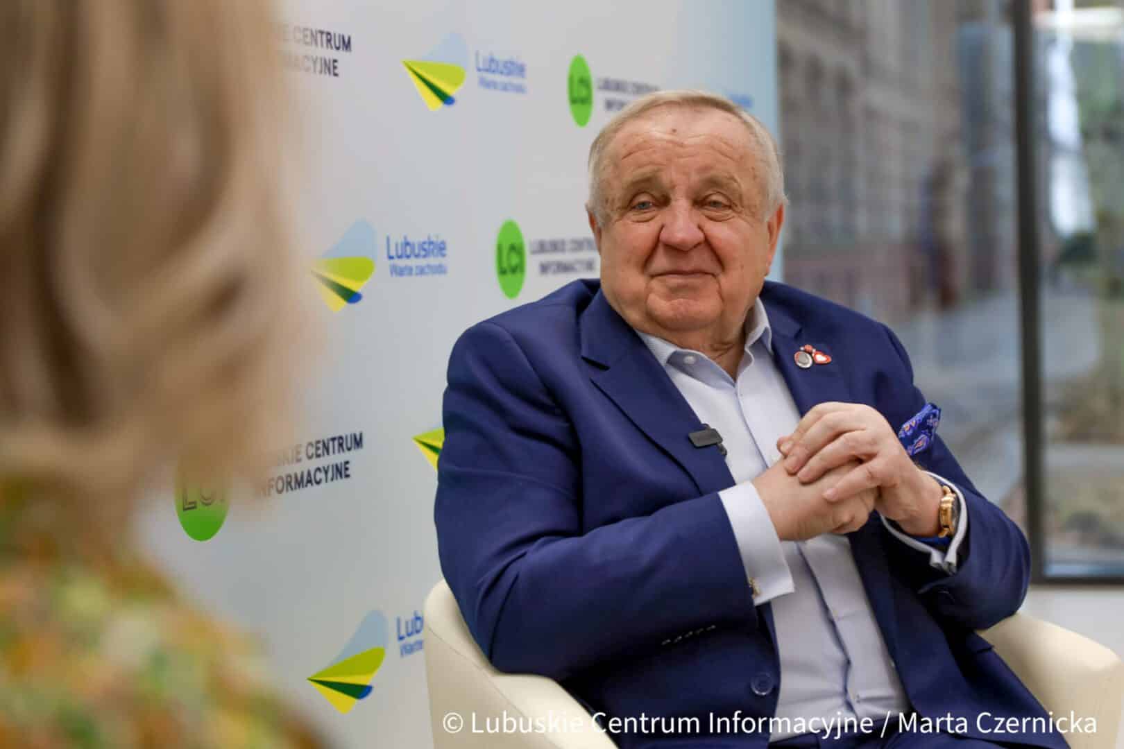 Senator Władysław Komarnicki był gościem LCI  Honorowy Obywatel Gorzowa Wlkp Władysław Komarnicki Trzy razy odmawiałem zgłoszenia do tego wyróżnienia