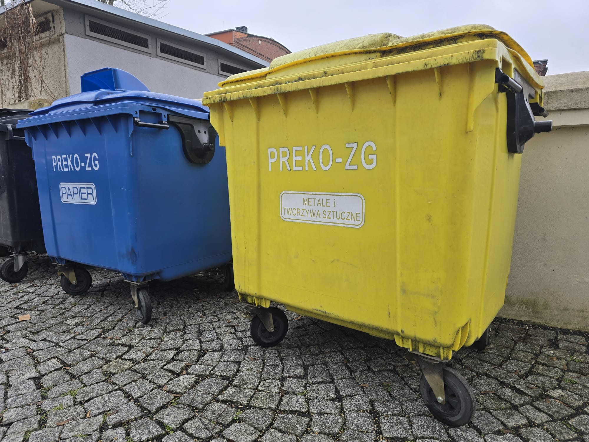 Podwyżki za wywóz śmieci w Zielonej Górze  Zielona Góra wprowadza podwyżki za wywóz śmieci