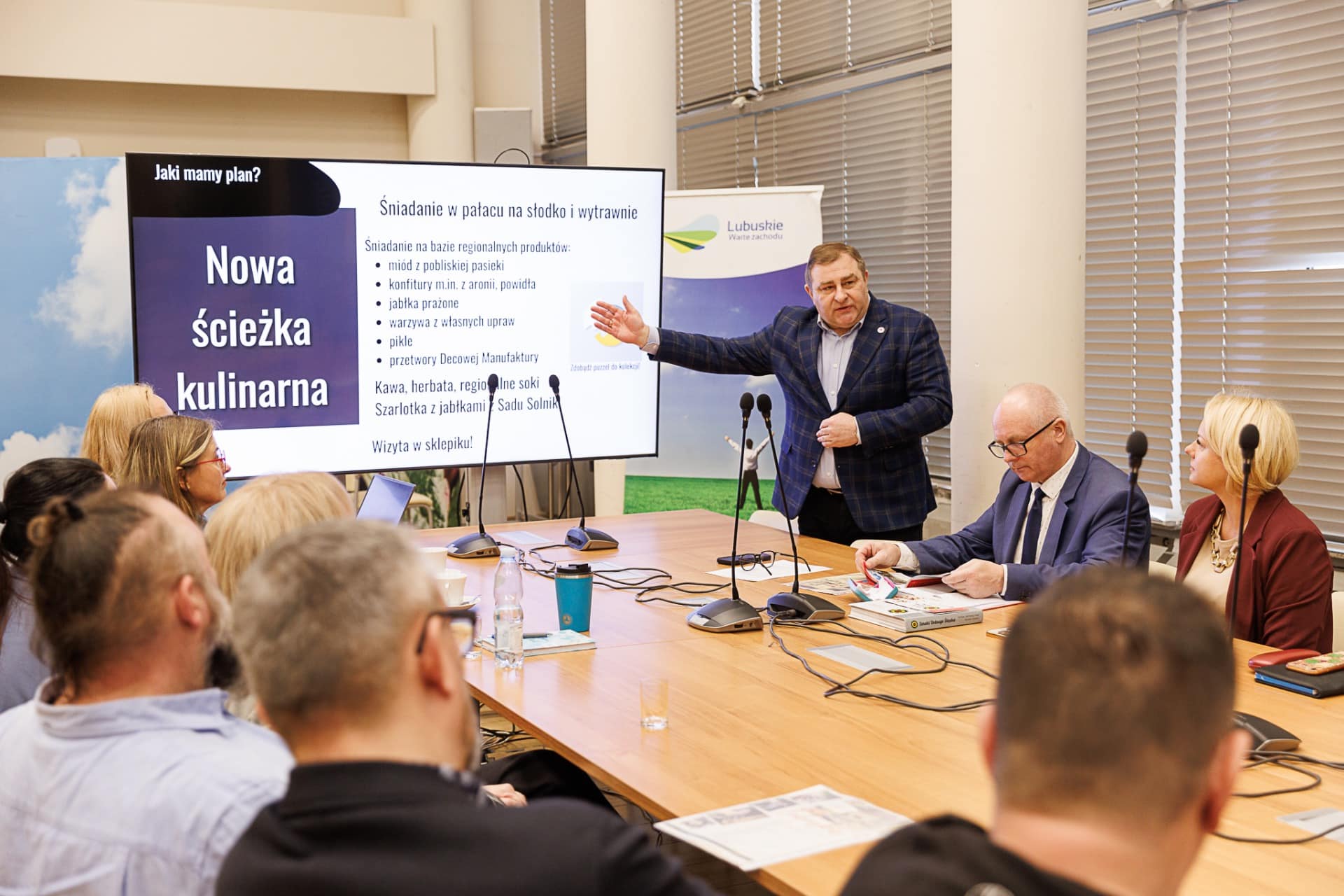 marszałek Grzegorz Potęga na konferencji  Czy powstanie lubuski szlak kulinarny