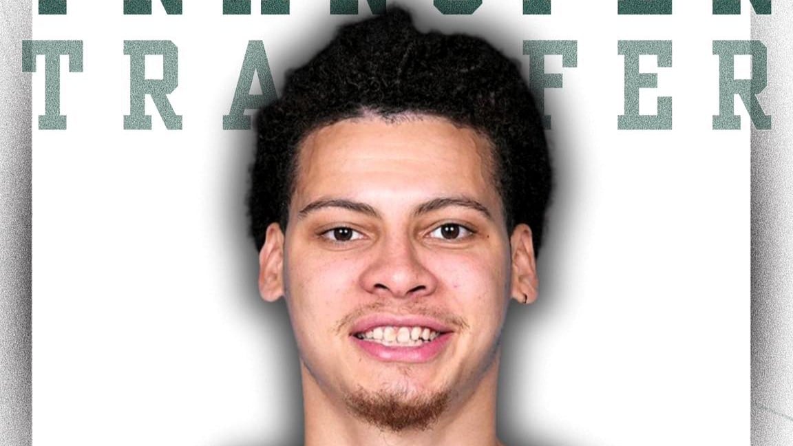 Twarz mężczyzny na tle napisu transfer  Transferowa ofensywa Zastalu Dochodzi Grady