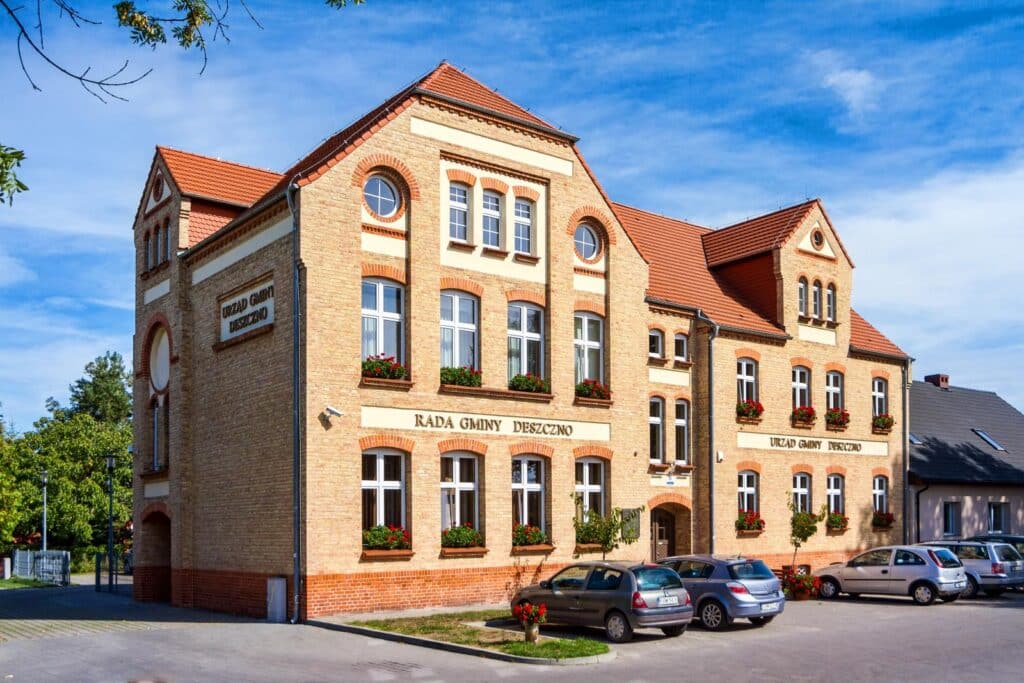 Urząd Gminy w Deszcznie