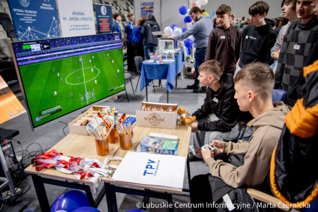 fot. Marta Czernicka-496