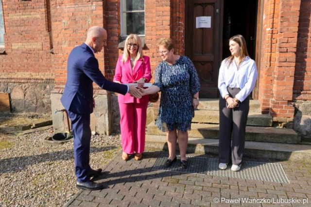 wan_6784 Otwarcie nowego skrzydła Młodzieżowego Ośrodka Socjoterapii w Ośnie Lubuskim