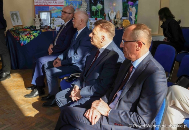 wan_6878 Otwarcie nowego skrzydła Młodzieżowego Ośrodka Socjoterapii w Ośnie Lubuskim