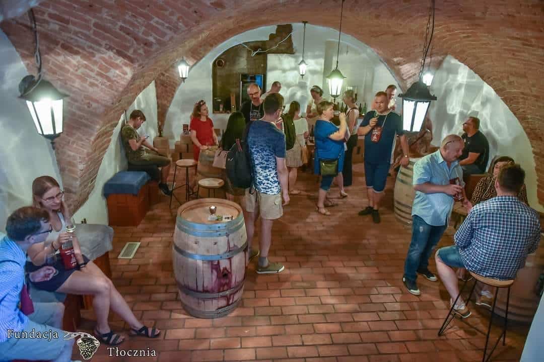 277747934_3061349400848184_5571474071740957940_n To już dziś ruszył Festiwal Piwnic i Winnic