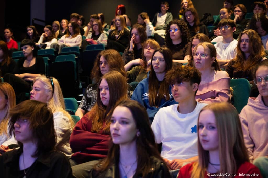 Europa okiem młodych. Rozmawiali o UE (WIDEO) Europa okiem młodych. Rozmawiali o UE (WIDEO)