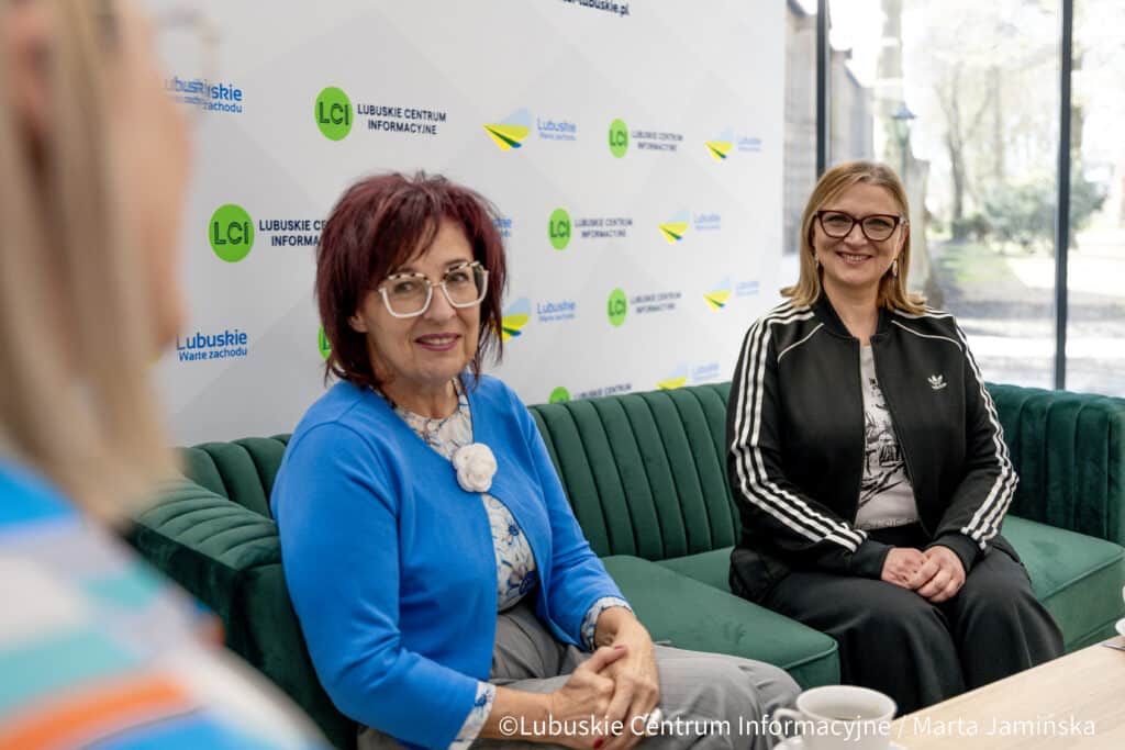 Gościniami LCI były: od lewej Hanna Kaup redaktorka naczelna portalu egorzowska i prezeska Związku Literatów Polskich oddziału w Gorzowie Wlkp. Agnieszka Kopaczyńska-Moskaluk.