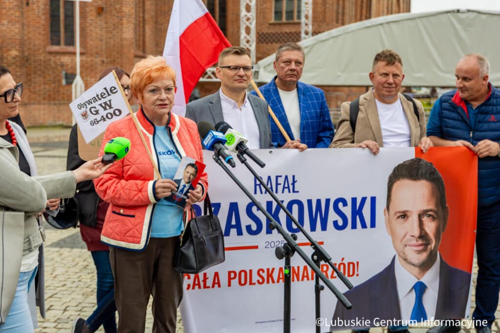 Konferencja prasowa wspierająca kandydata KO na Prezydenta RP.