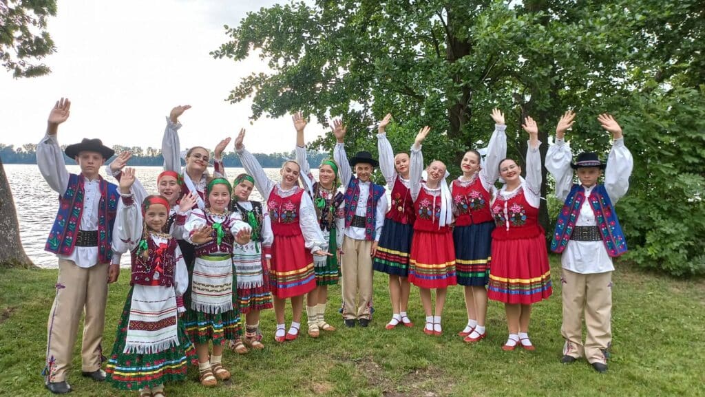 Na scenie zaprezentowały się zespoły krzewiące kulturę łemkowską.