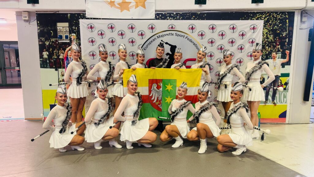 Dziewczęta z Buławami Drezdenko CPK podbiły Europę! Dziewczęta z Buławami Drezdenko CPK podbiły Europę!