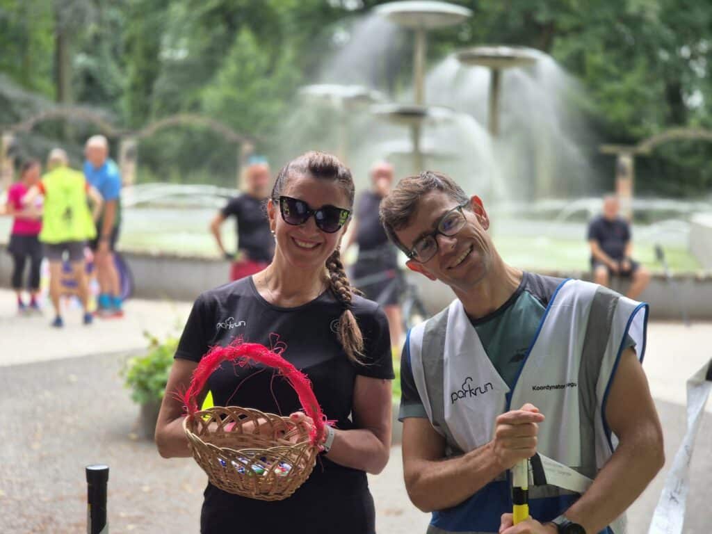 Anna Ślązak- uczestniczka parkrun Gorzów z Dawidem Pigłowskim - koordynatorem biegu