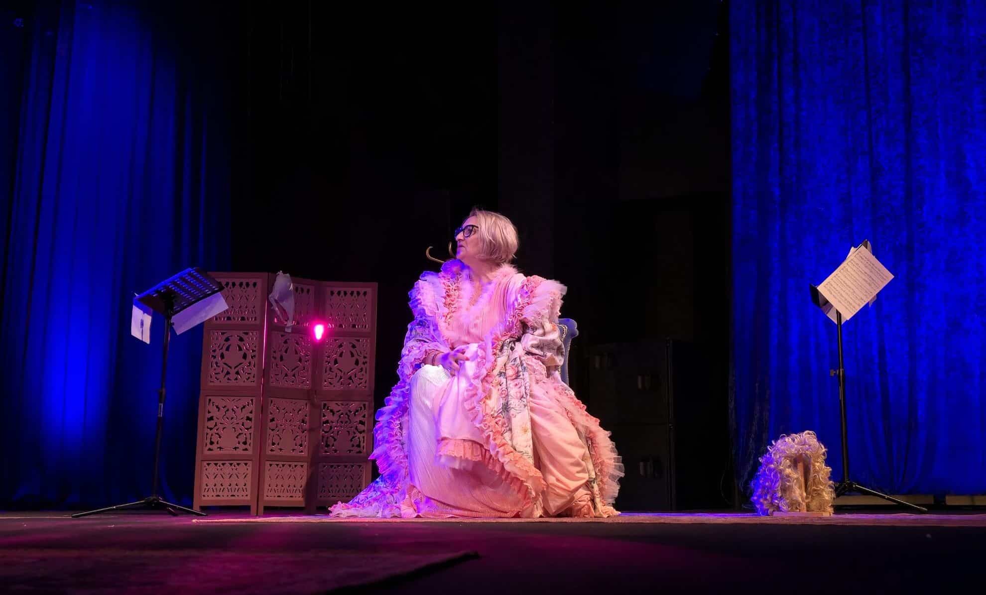   Akompaniator nowy sezon artystyczny i   Winobraniowe Spotkania Teatralne