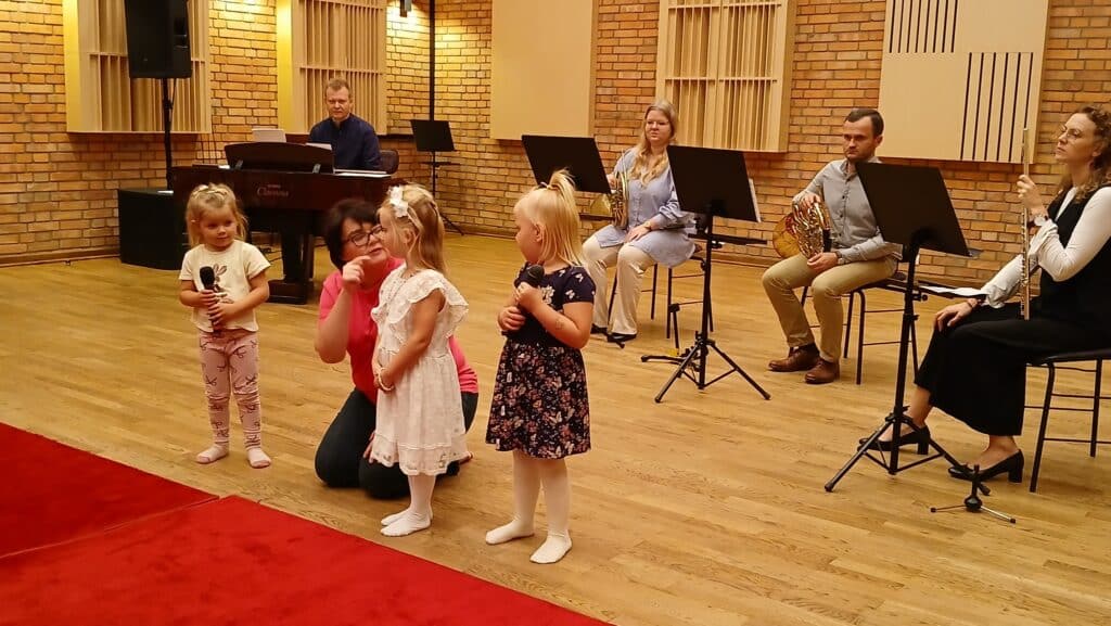 Filharmonia Gorzowska od lat zachęca do muzyki poważnej najmłodszych poprzez Muzyczne Raczkowanie.