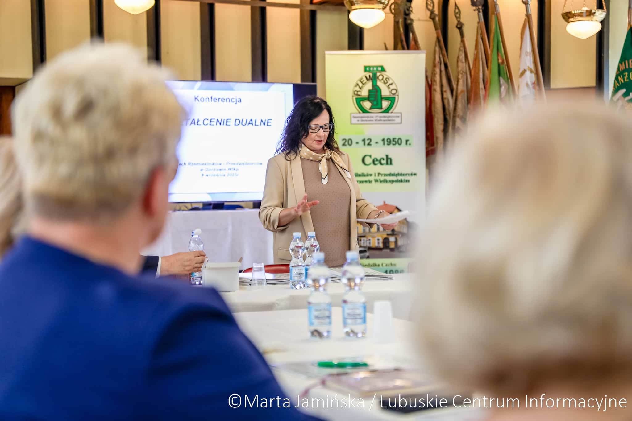 Podczas spotkania omówiono zmiany min w prawie oświatowym  Prawo musi też chronić pracodawcę Rzemieślnicy o kształceniu dualnym