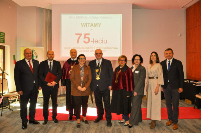 2d657b83-eb28-4151-b7a3-342a398af0a7