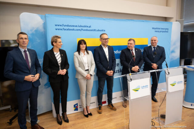 Podpisanie umowy dotyczące budowy ścieżek rowerowych. 29.10.2025