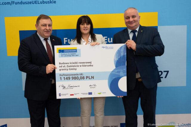 Podpisanie umowy dotyczące budowy ścieżek rowerowych. 29.10.2025