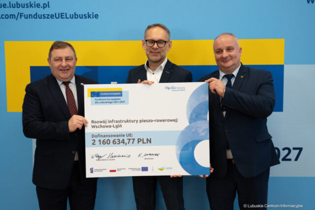 Podpisanie umowy dotyczące budowy ścieżek rowerowych. 29.10.2025