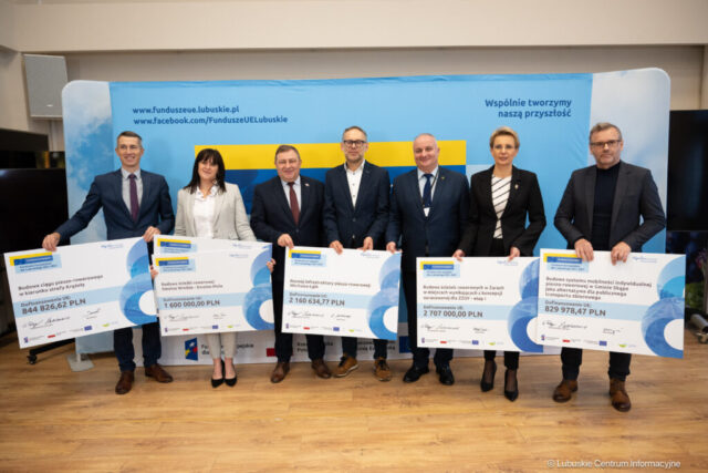 Podpisanie umowy dotyczące budowy ścieżek rowerowych. 29.10.2025