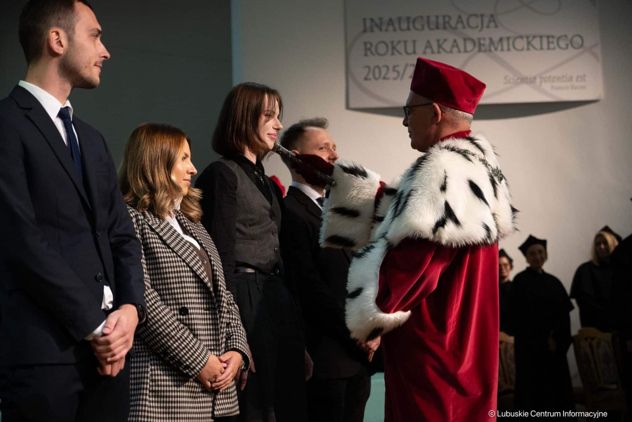   Uniwersytet Zielonogórski wkracza w ćwierćwiecze