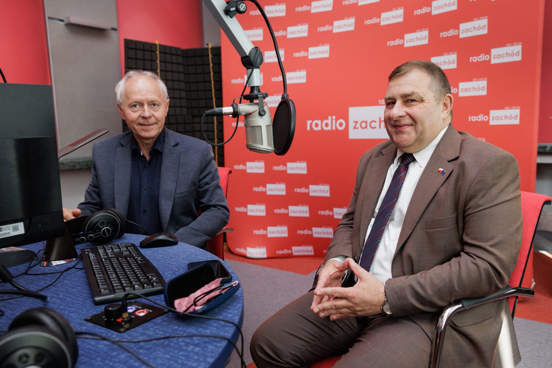 251003_gp_radio_zachod_0n6a7570 Wicemarszałek Grzegorz Potęga był gościem Radia Zachód To nie będzie budżet naszych marzeń ale przyspieszamy Grzegorz Potęga o wyzwaniach na 2026 rok