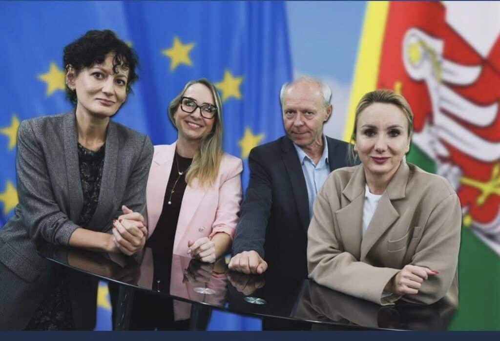 Organizatorzy konkursu podczas zebrania. Od lewej: Iwona Kusiak, Kaja Rostkowska, Krzysztof Baług, Karolina Kamińska