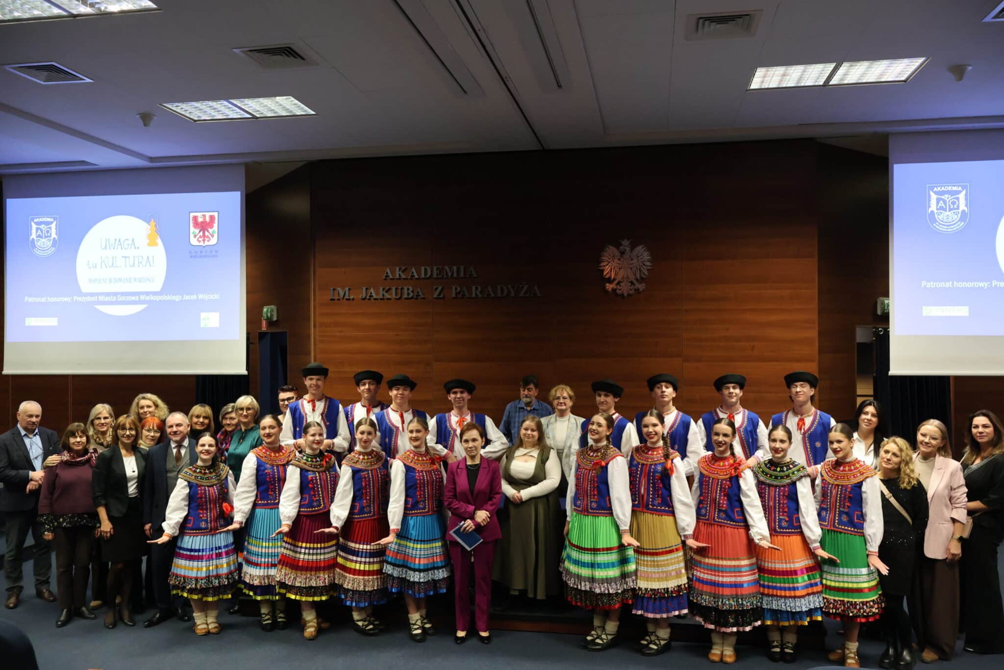 Konferencję uświetnił występ Małych Gorzowiaków  Na początku była kultura O jej roli na konferencji w AJP