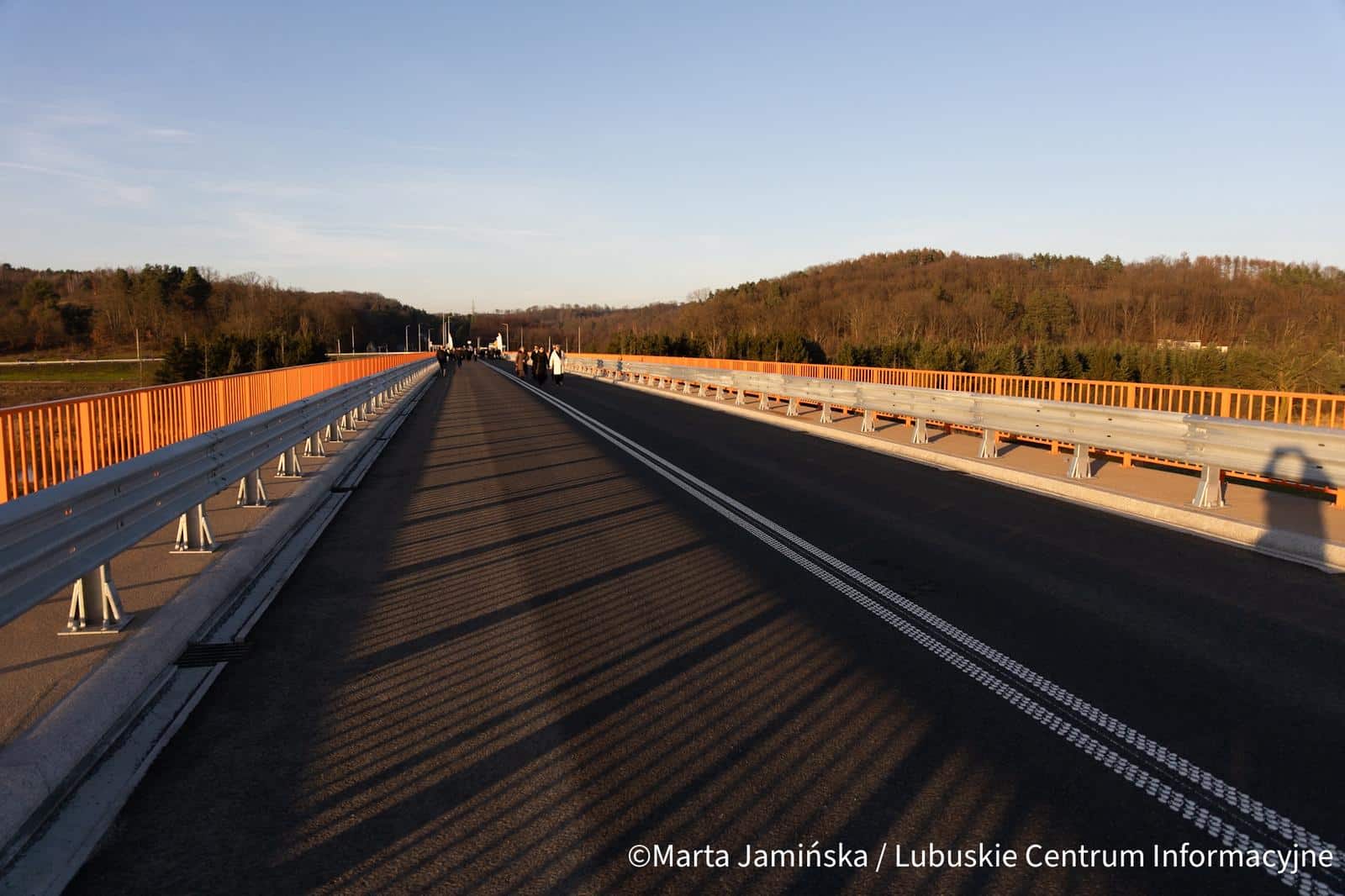 Obwodnica Dzisiejsze otwarcie IV etapu obwodnicy Drezdenka to finał jednego z najważniejszych przedsięwzięć infrastrukturalnych w północnej części województwa lubuskiego Historyczny moment dla Drezdenka IV etap obwodnicy otwarty