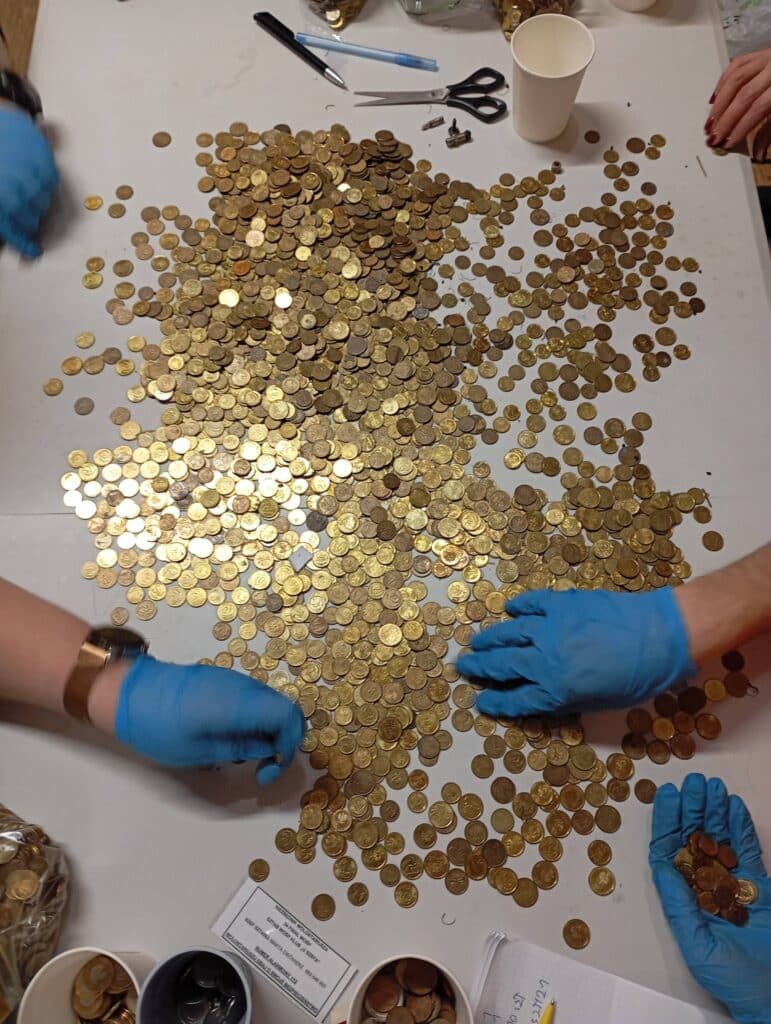 440 000 złotych serca Gorzowa zdjęcie monet