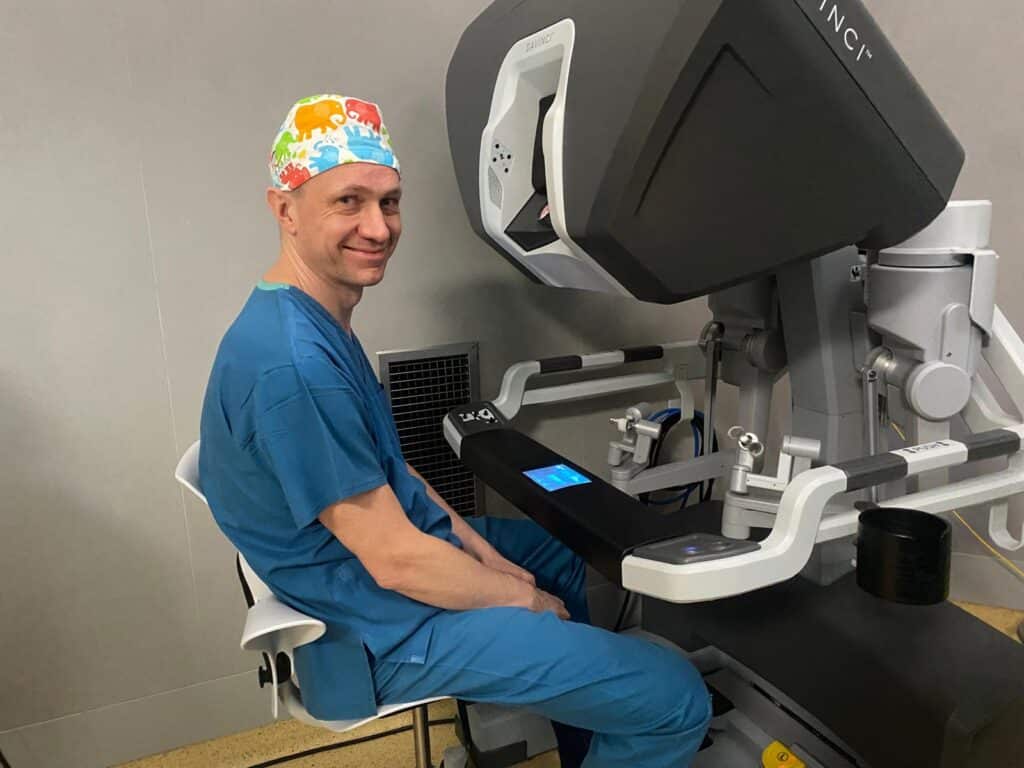 lekarz przy sprzęcie