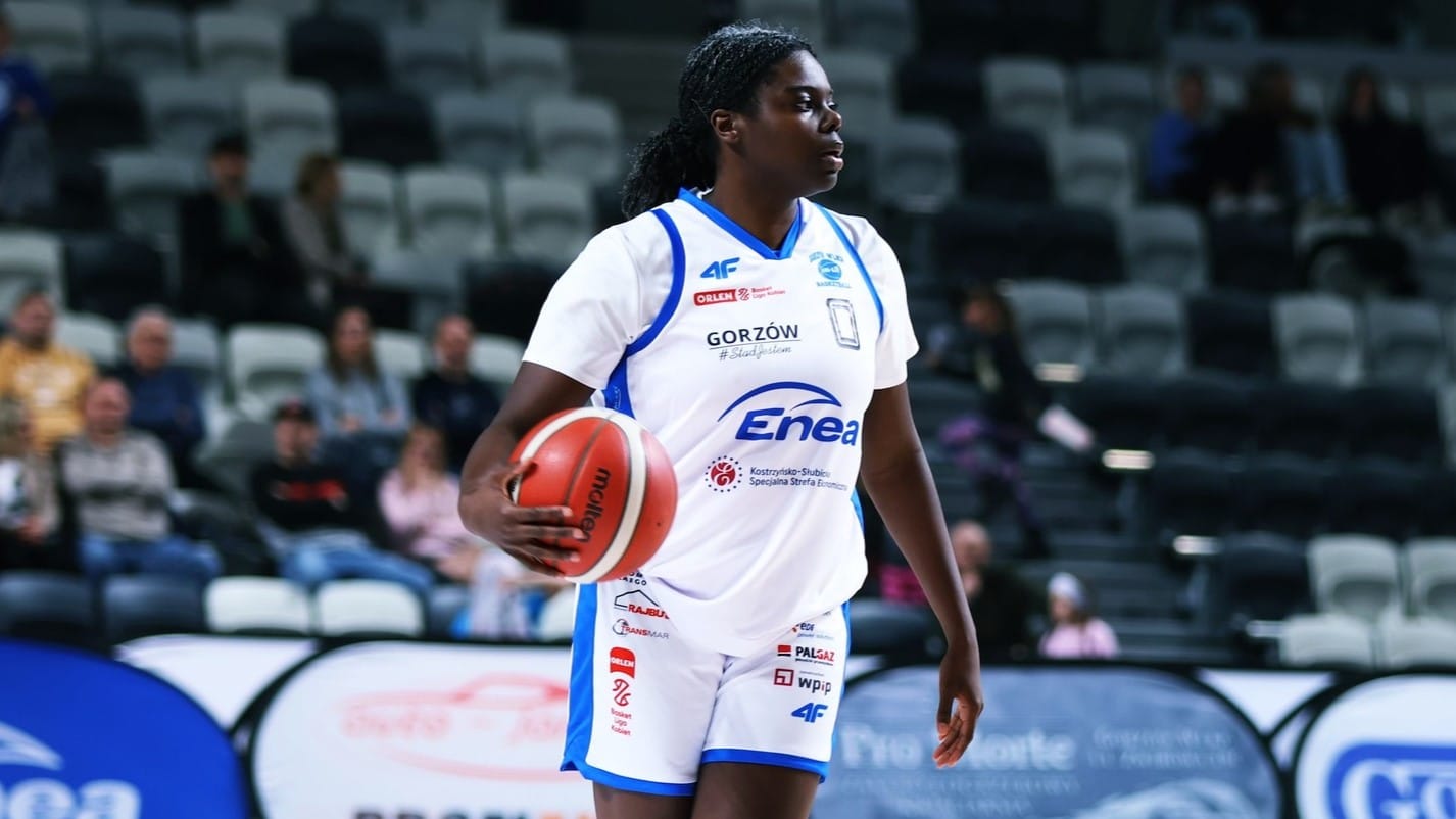 Ashley Owusu trafiła 11/11 rzutów wolnych Fot. AZS AJP Gorzów/FB Kobieta z piłką do koszykówki Gorzów górą 30 punktów Owusu